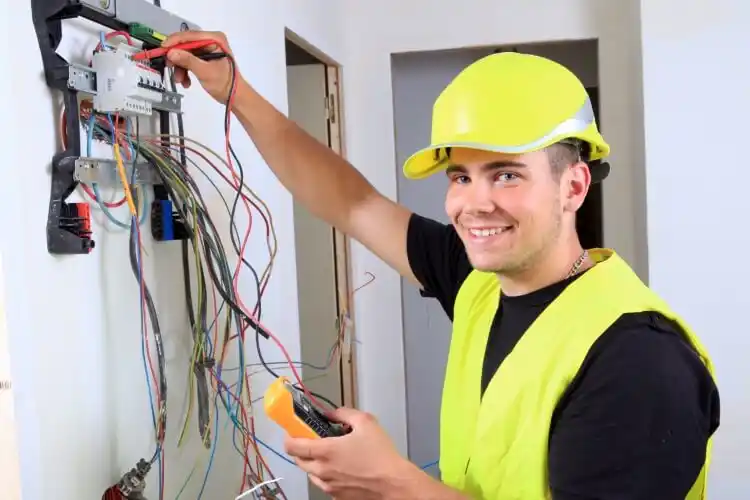 elektricien Lutten